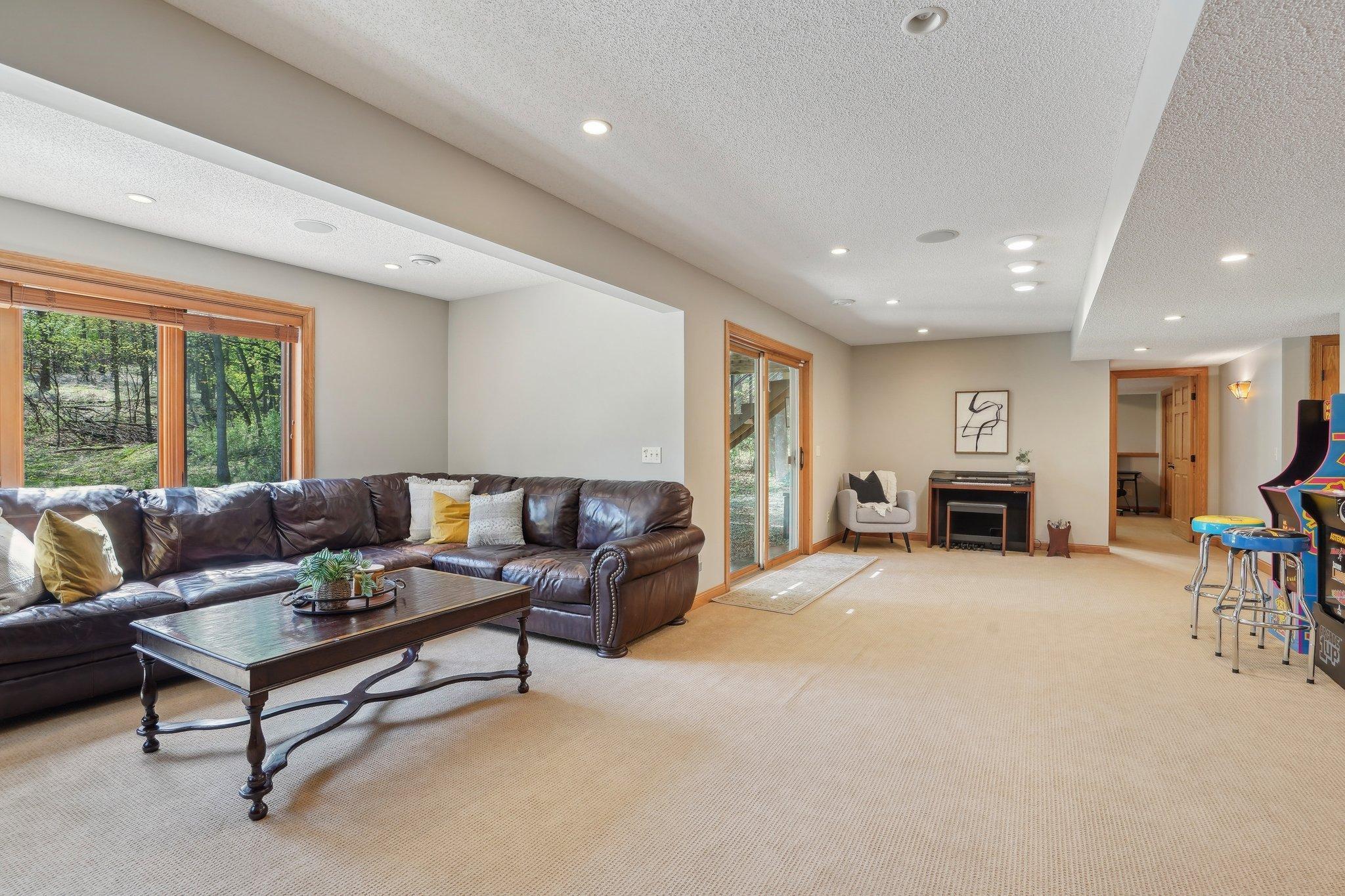 6357 Oxbow Bend, Chanhassen, Minnesota image 45