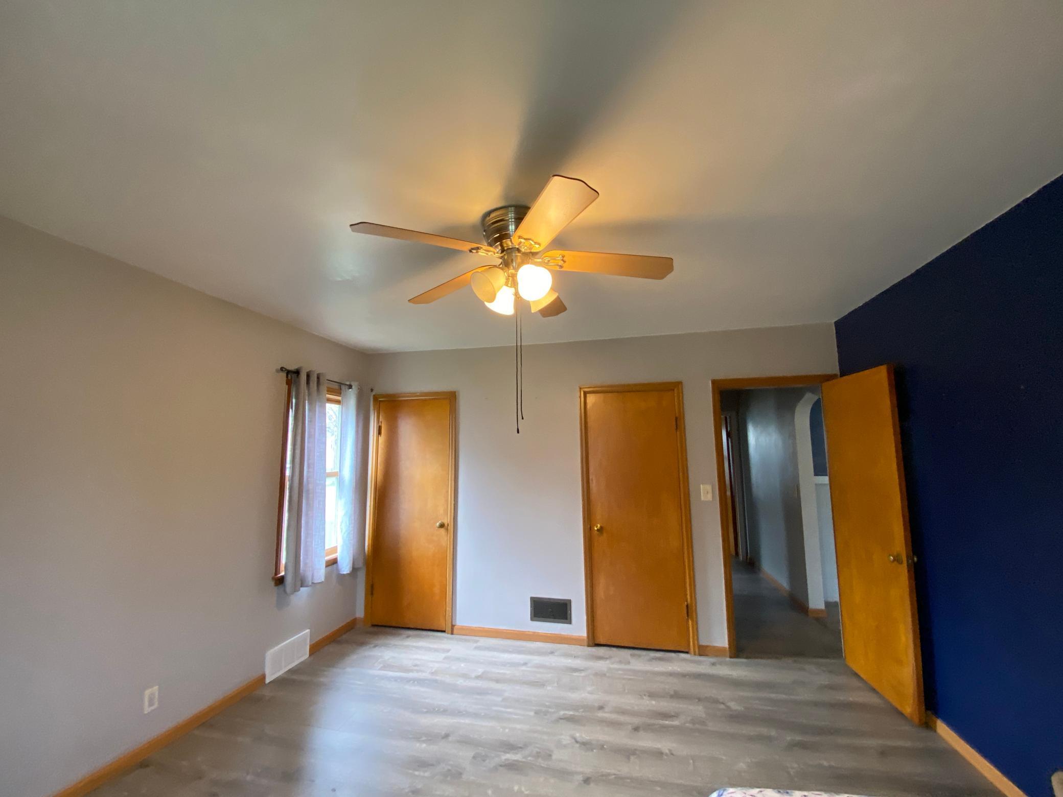 403 Giles Place, Albert Lea, Minnesota image 16