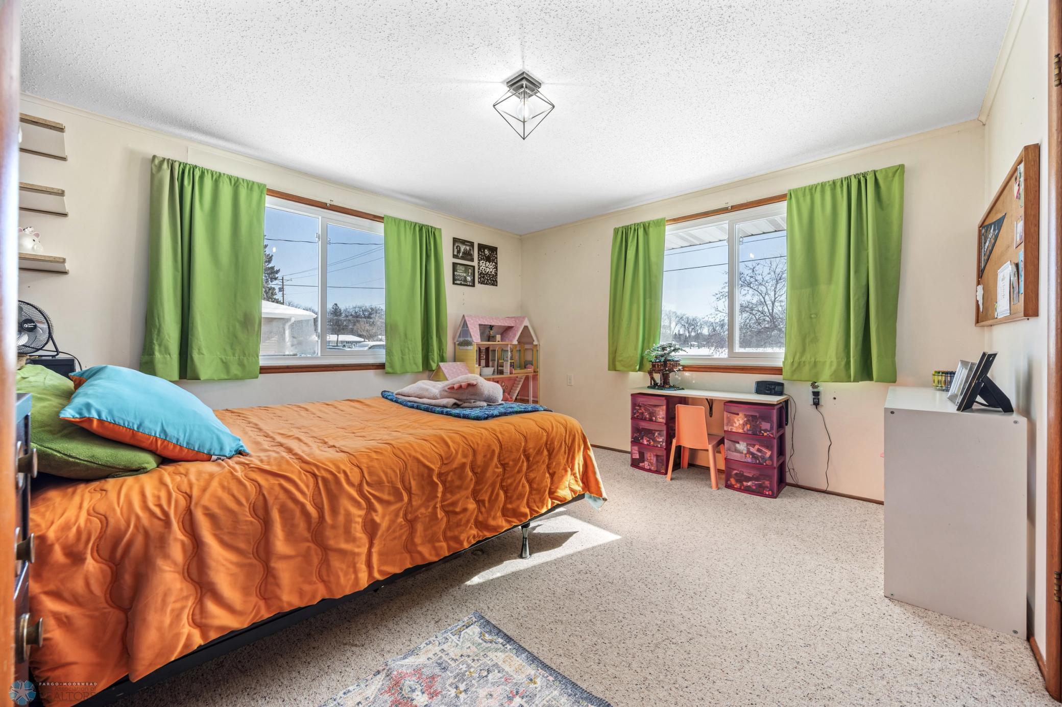 1002 12th Avenue, Moorhead, Minnesota image 17