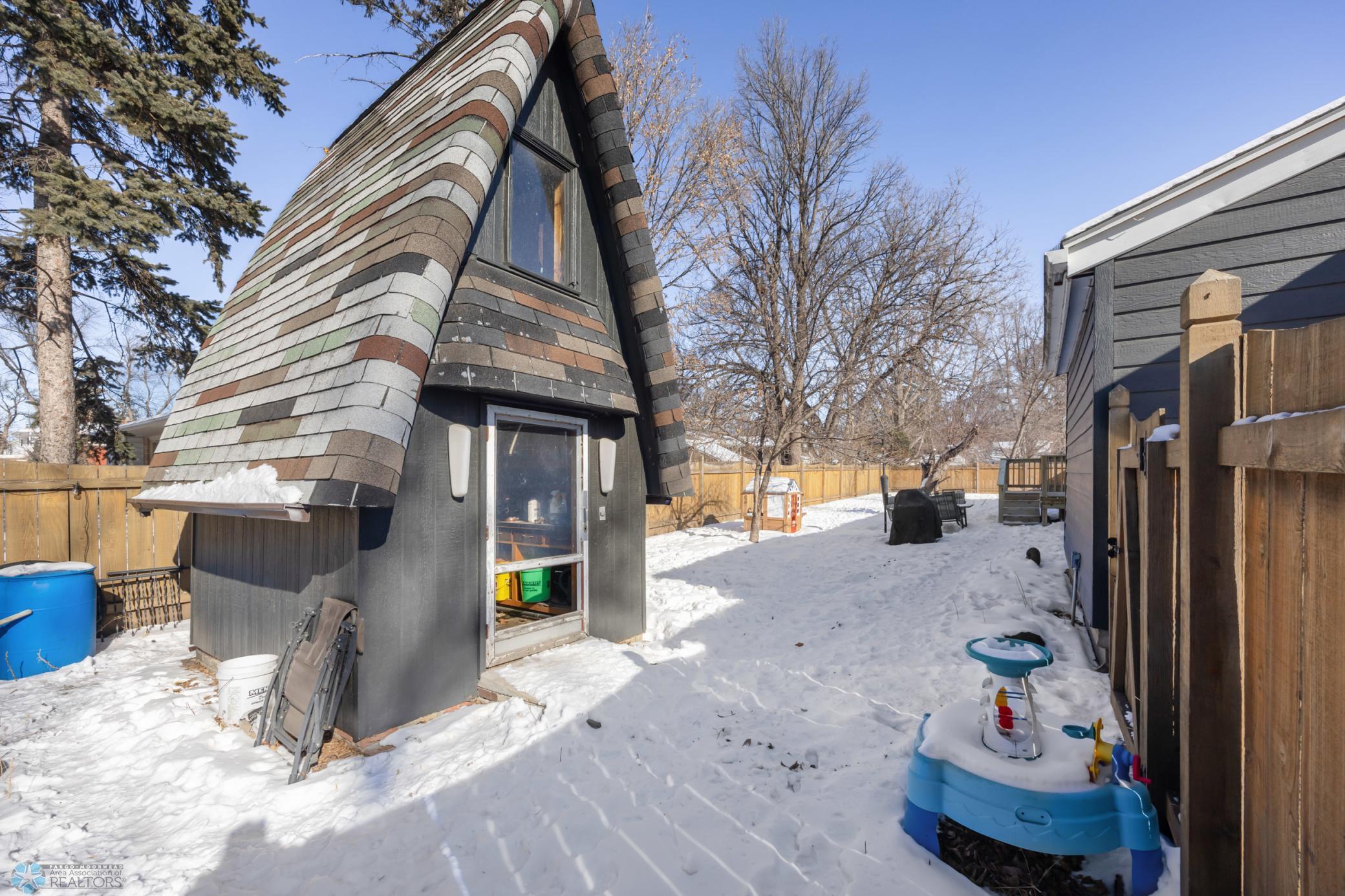 1002 12th Avenue, Moorhead, Minnesota image 24