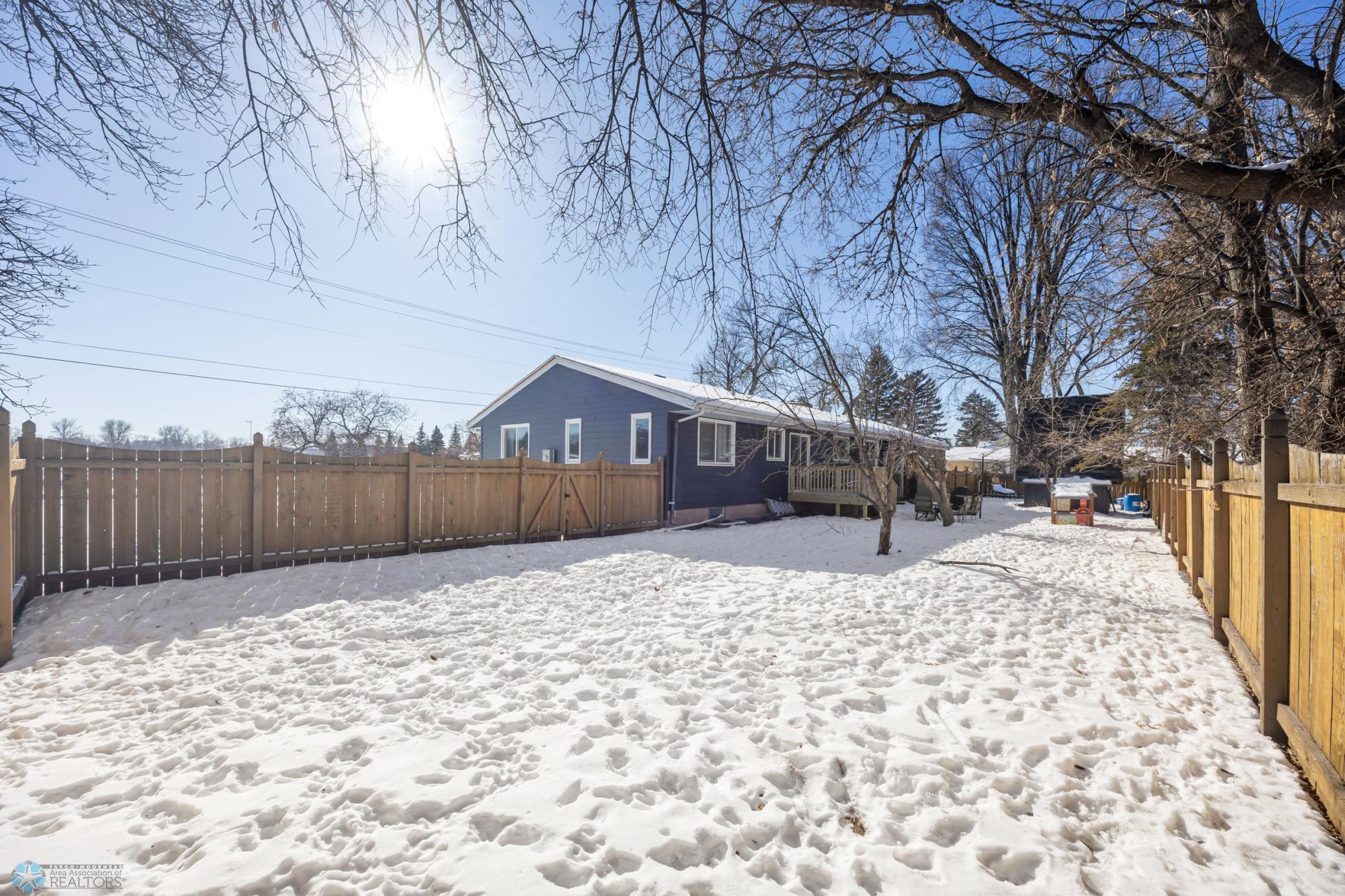 1002 12th Avenue, Moorhead, Minnesota image 25