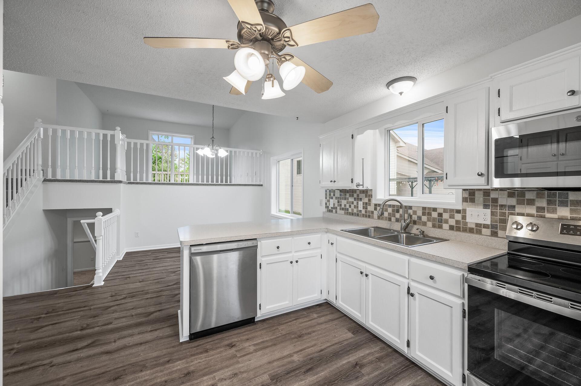 811 Isanti Parkway, Isanti, Minnesota image 6