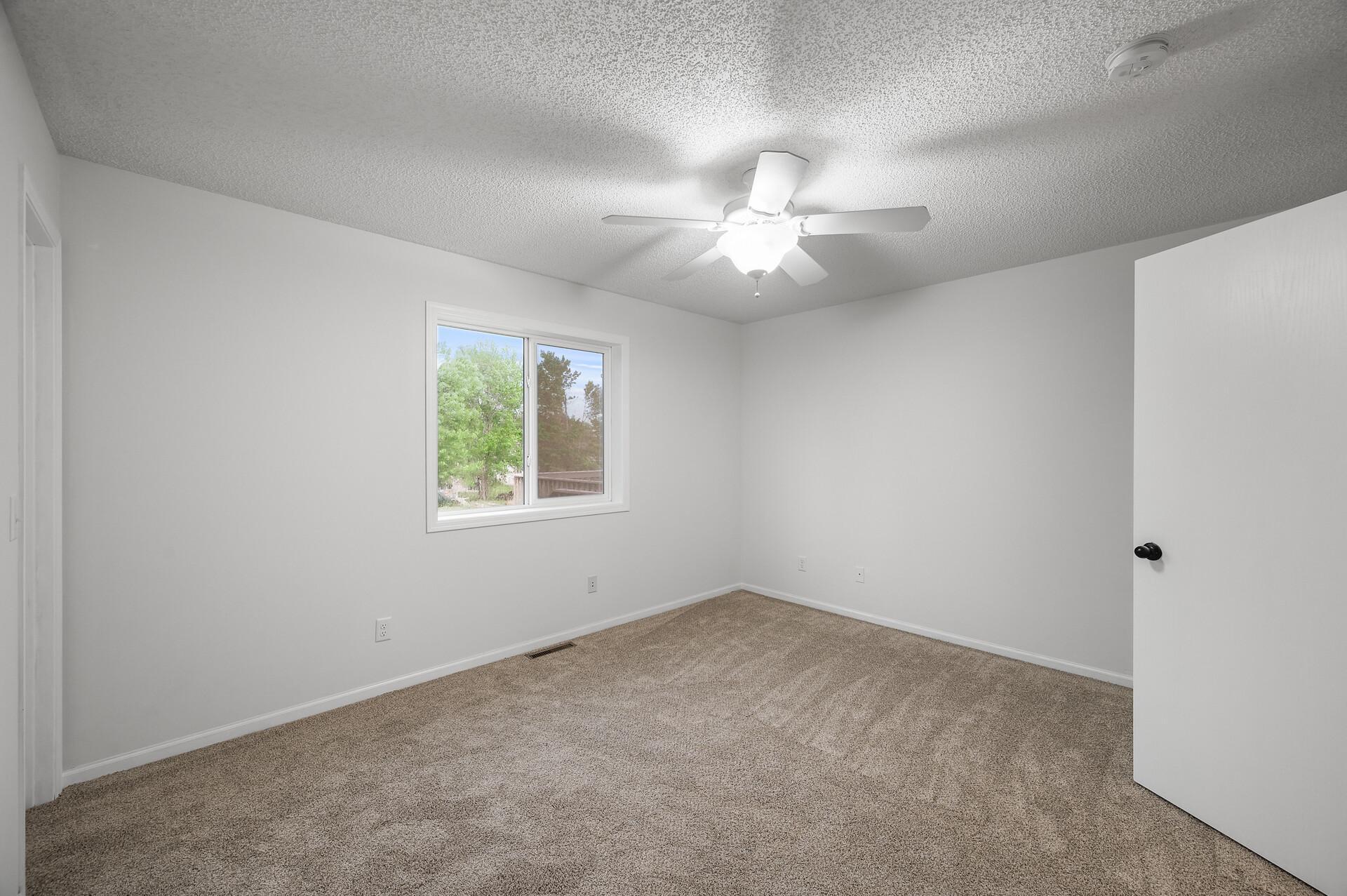 811 Isanti Parkway, Isanti, Minnesota image 17