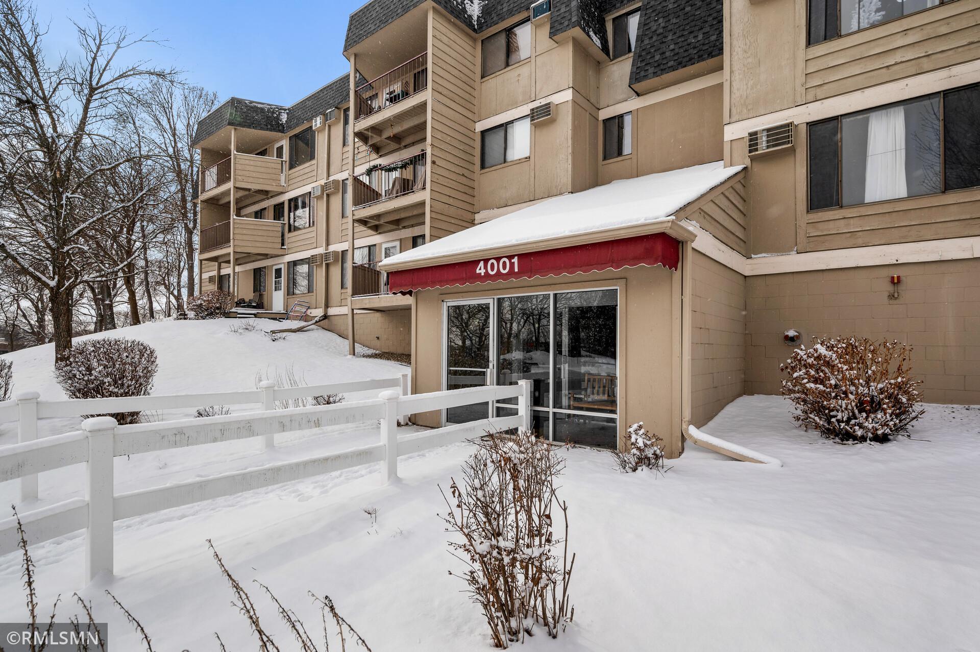 4001 Heritage Hills Drive #205, Bloomington, Minnesota image 38