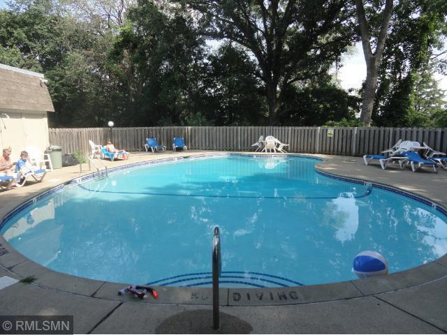 4001 Heritage Hills Drive #205, Bloomington, Minnesota image 43