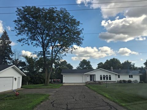 Homes For Sale - 5840 Highway 19 Boulevard<br/> Goodhue County, Cannon Falls, MN 55009