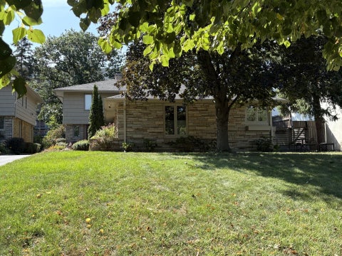 Condo For Sale - 2719 W 28th Street<br/> Minneapolis, MN 55416