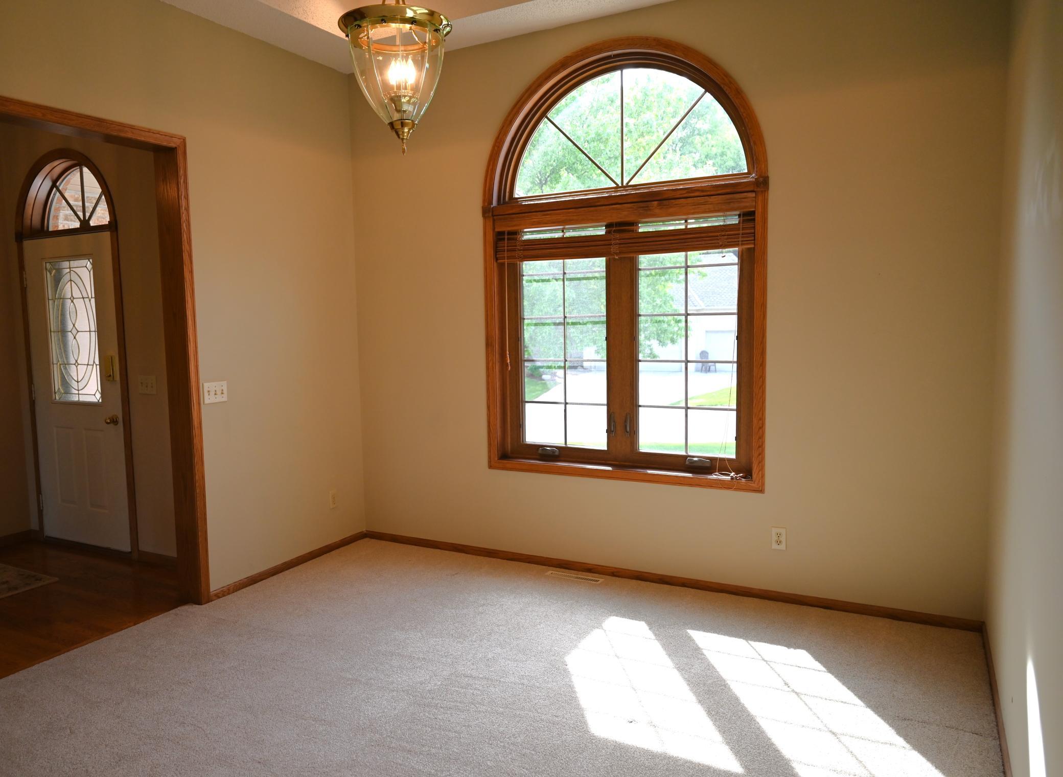 131 Wyndham Circle, Saint Paul, Minnesota image 8