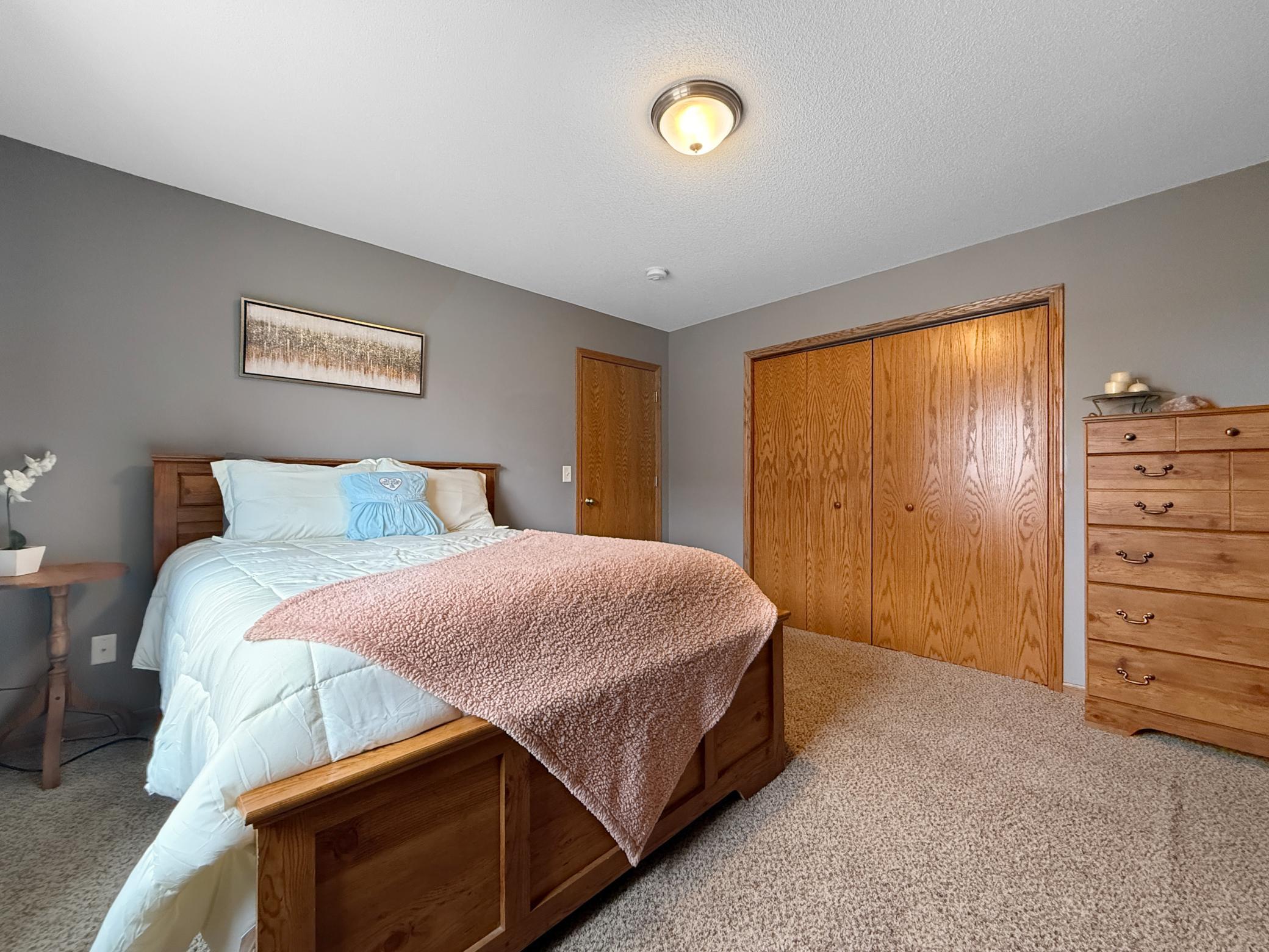 2012 Washington Avenue, Thief River Falls, Minnesota image 11