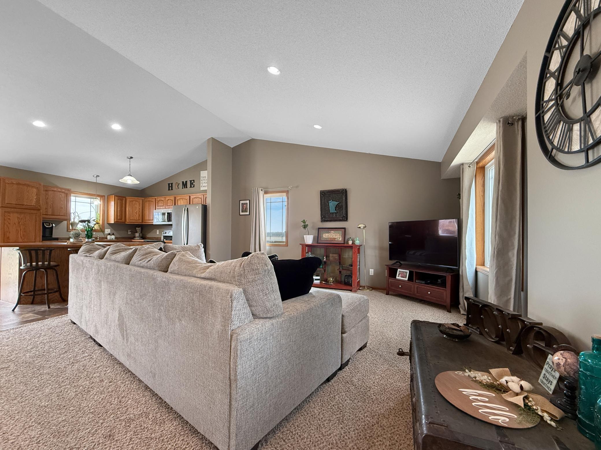 2012 Washington Avenue, Thief River Falls, Minnesota image 2