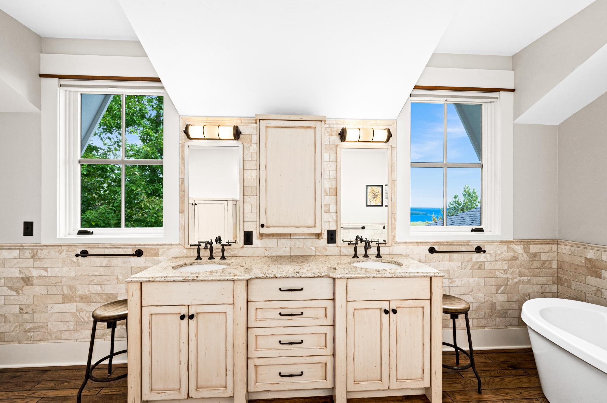 86890 Oak Ridge Heights Road, Bayfield, Wisconsin image 29