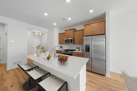 Townhouse For Sale - 1015 130th Court<br/> Rosemount, MN 55068