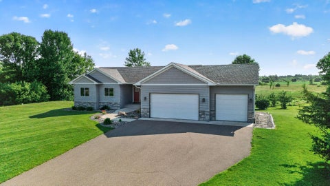 Homes For Sale - 38321 Baugh Street<br/> Princeton, MN 55371