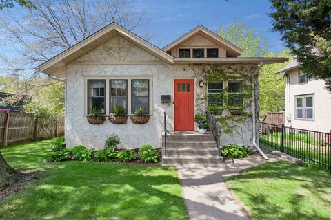 Homes For Sale - 4936 Xerxes Avenue<br/> Hennepin County, Minneapolis, MN 55410