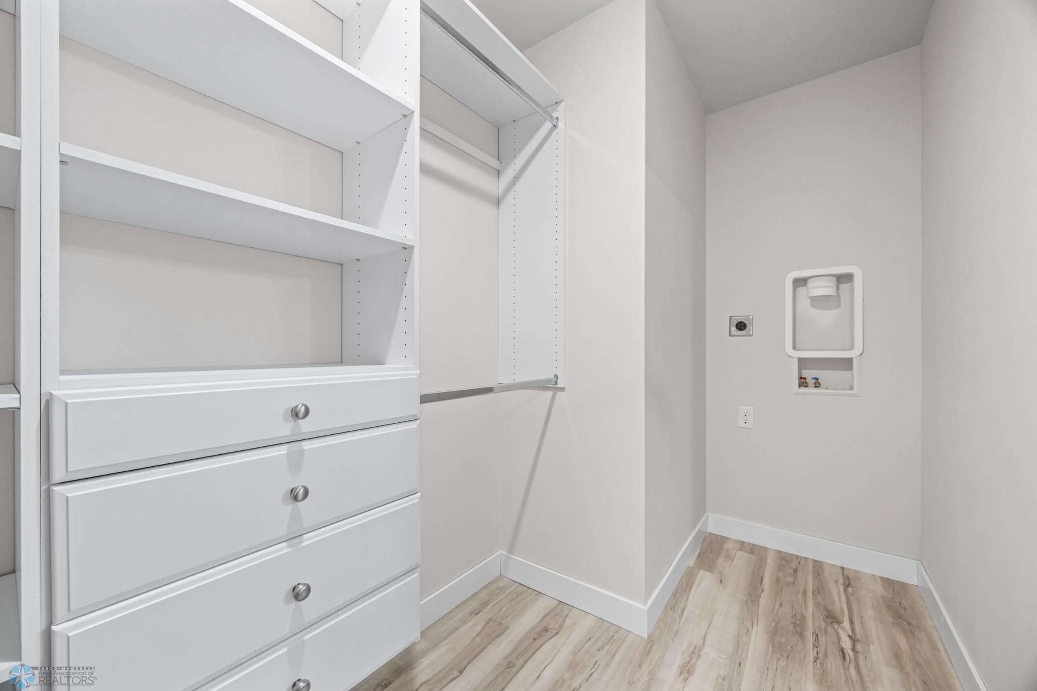 Hawley, Minnesota 56549, United States, 4 Bedrooms Bedrooms, ,3 BathroomsBathrooms,Residential,Active,148811