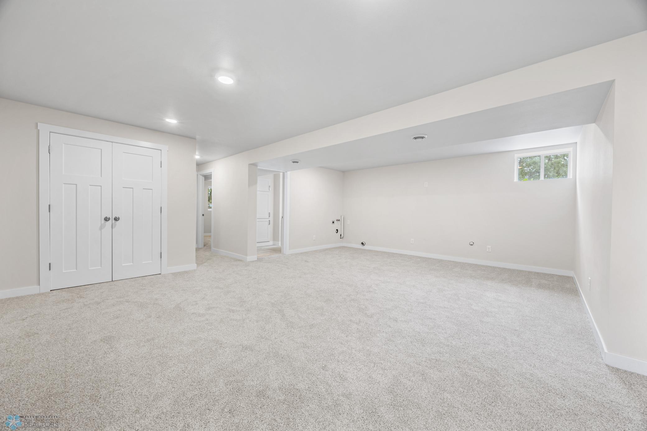 Hawley, Minnesota 56549, United States, 4 Bedrooms Bedrooms, ,3 BathroomsBathrooms,Residential,Active,148811