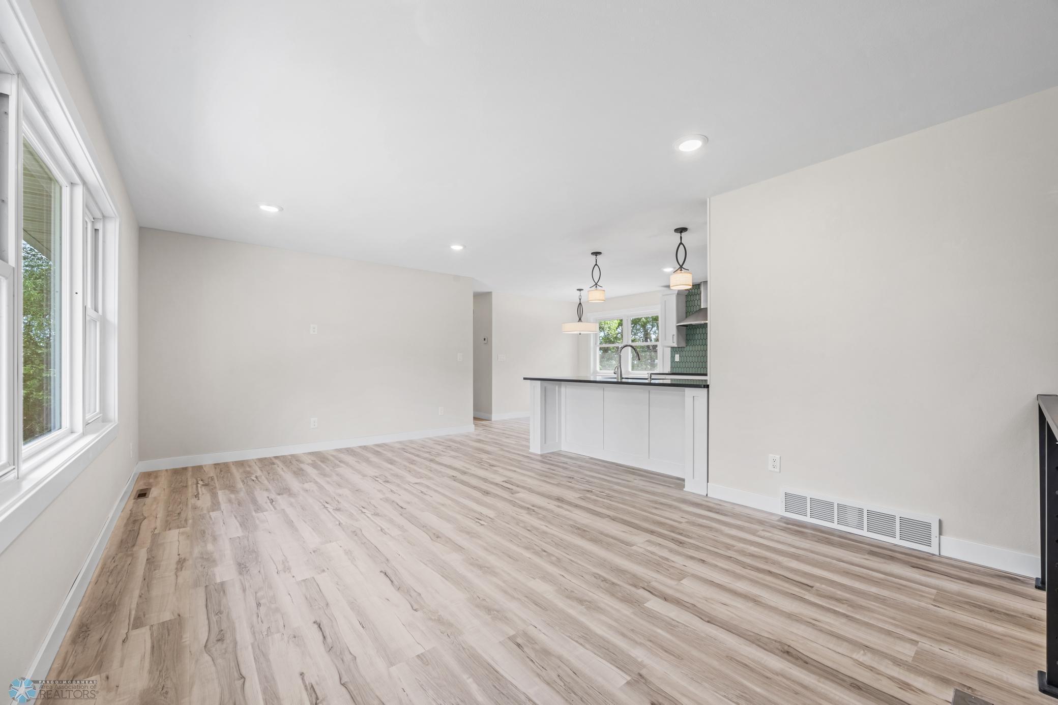 Hawley, Minnesota 56549, United States, 4 Bedrooms Bedrooms, ,3 BathroomsBathrooms,Residential,Active,148811