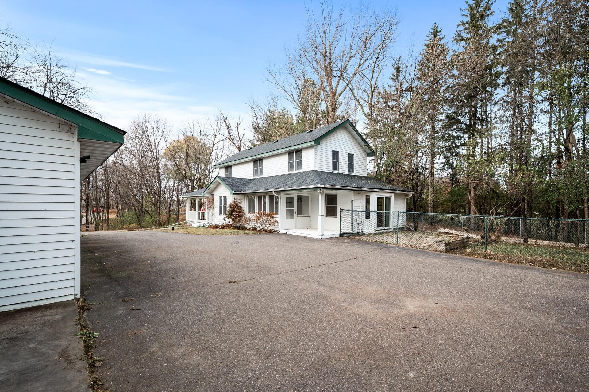 458 Linden Avenue, Long Lake, Minnesota image 4