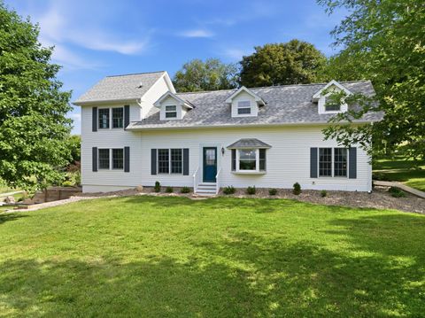 Homes For Sale - 11055 317th Street<br/> Cannon Falls, MN 55009