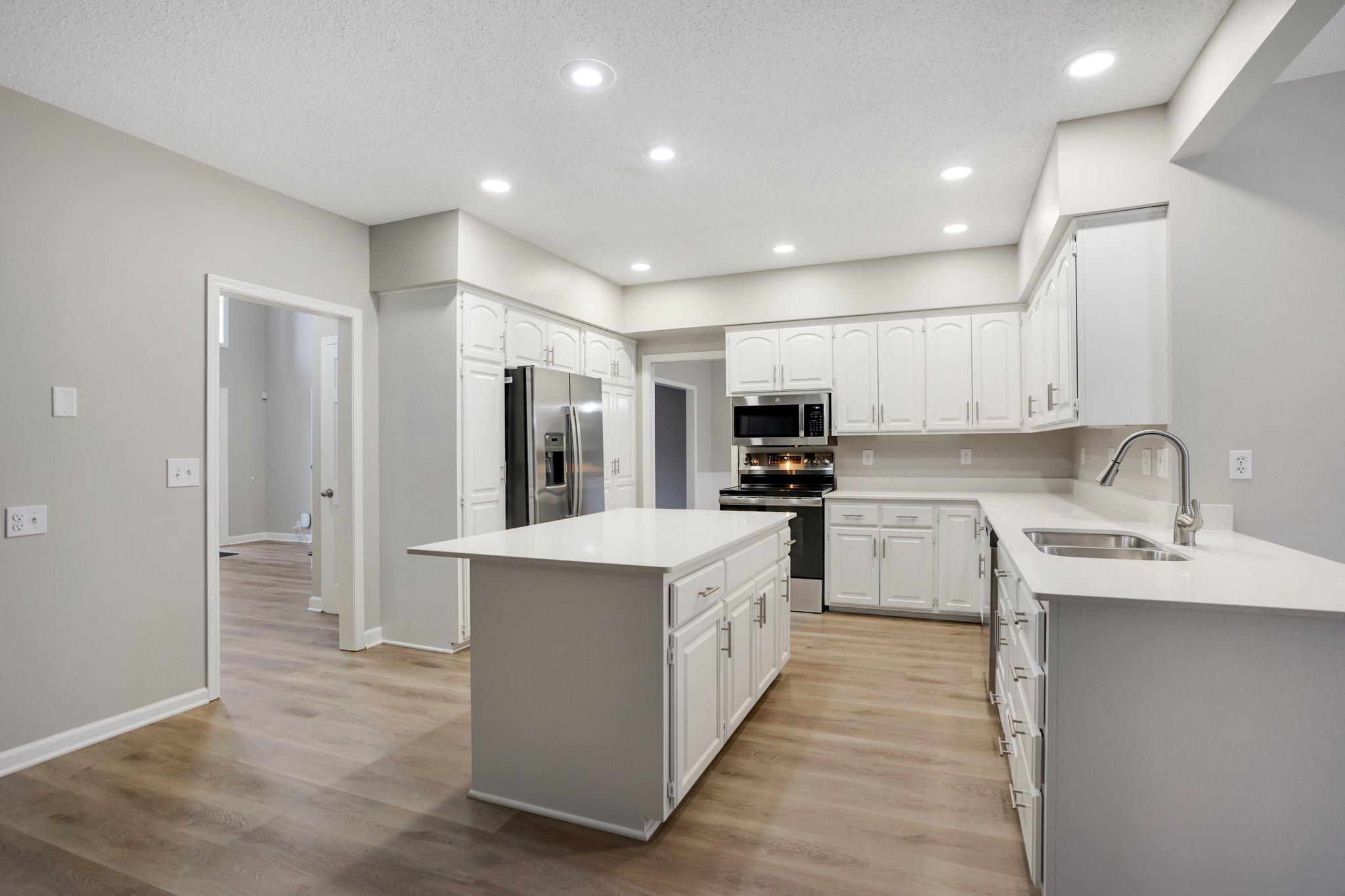 741 Bridle Ridge Road, Eagan, Minnesota image 16
