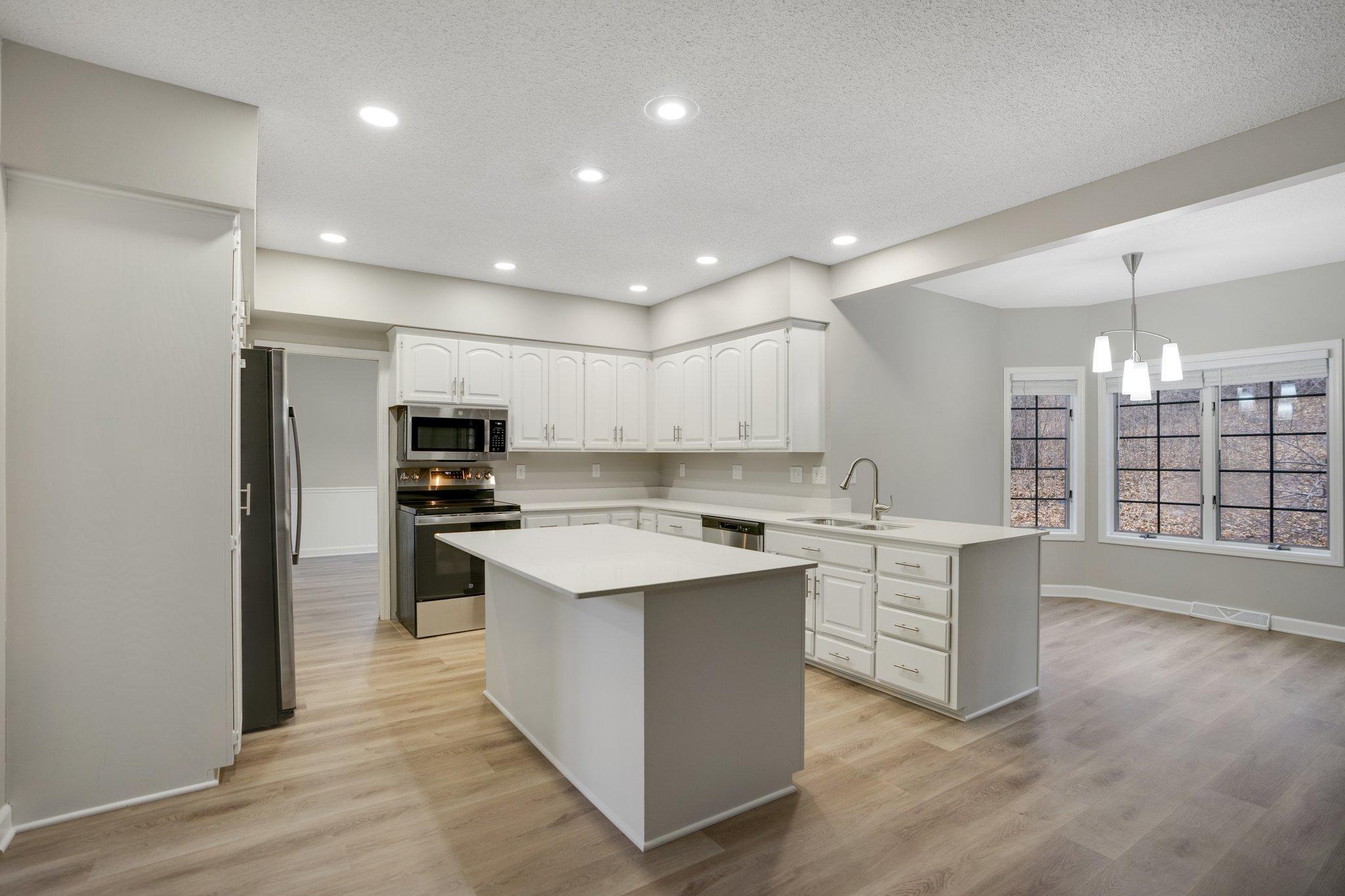 741 Bridle Ridge Road, Eagan, Minnesota image 18