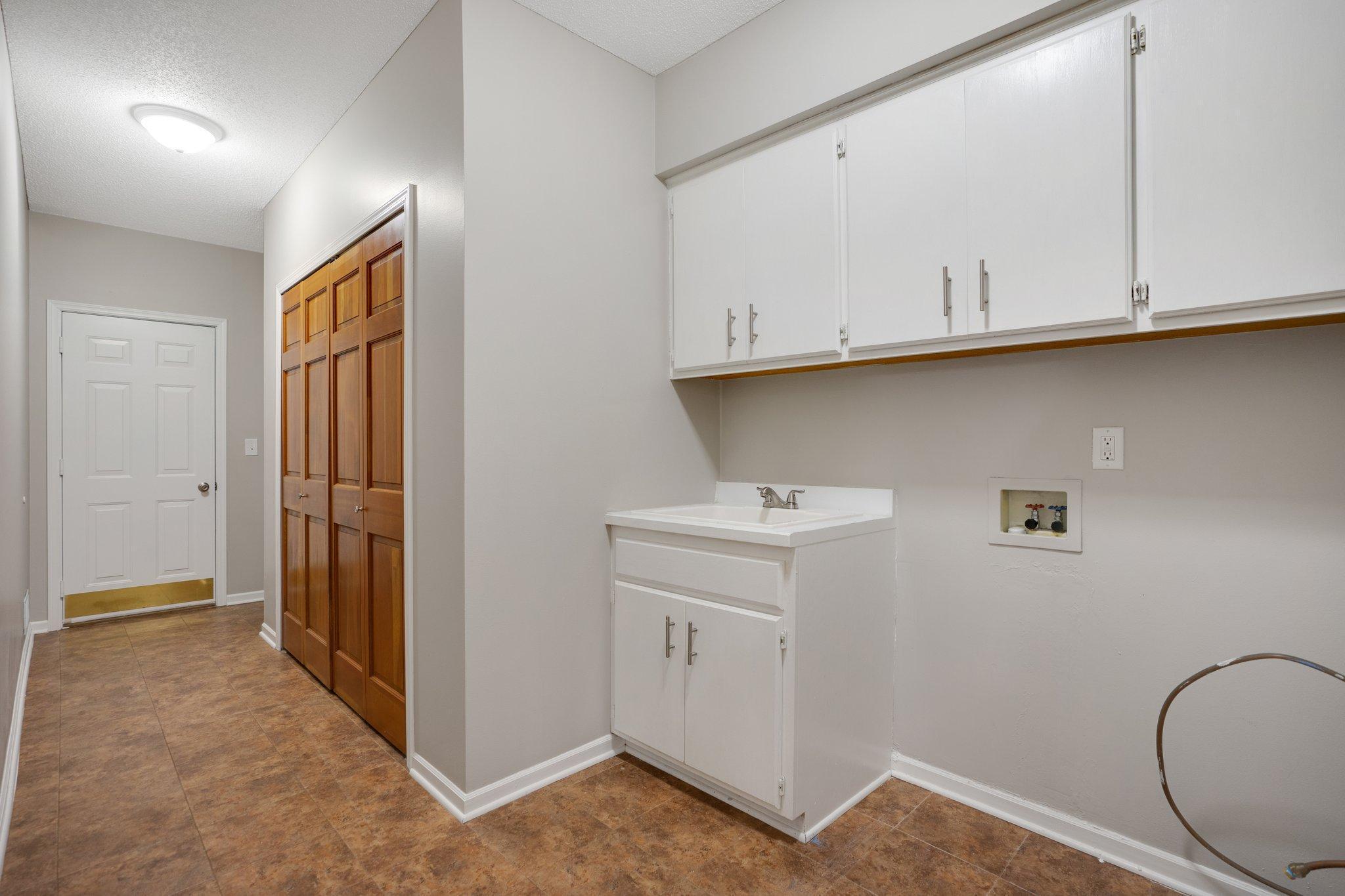 741 Bridle Ridge Road, Eagan, Minnesota image 30