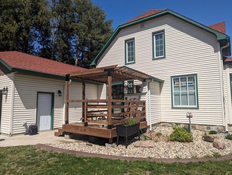 Homes For Sale - 206 S Tyler Street<br/> Tyler, MN 56178