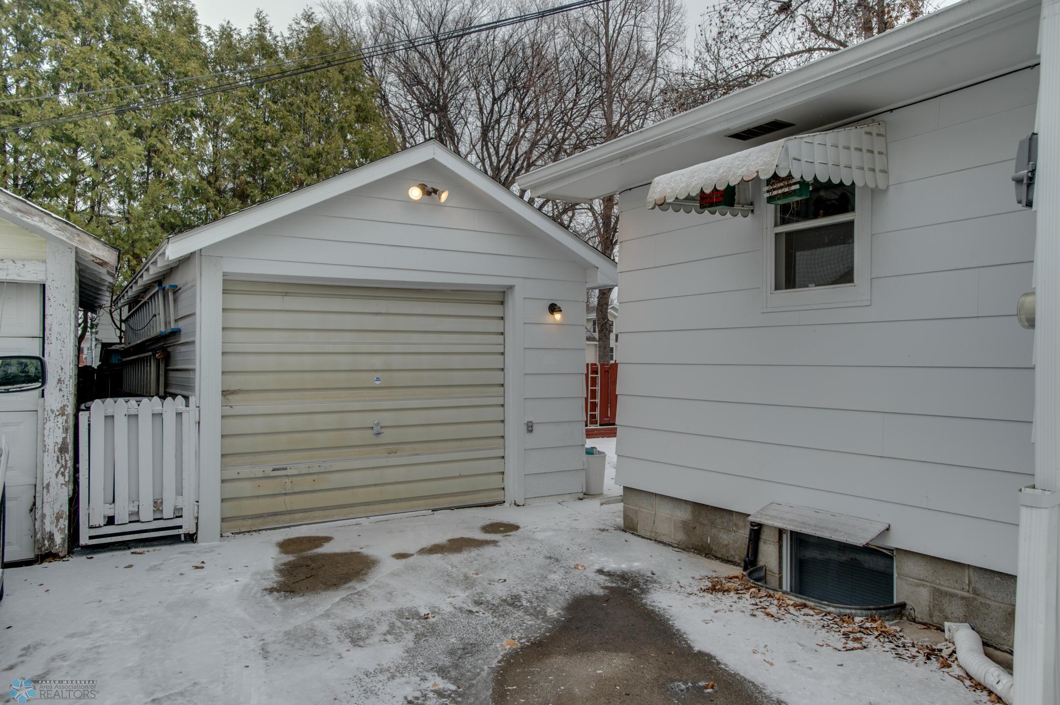 1224 4th Avenue, Moorhead, Minnesota image 39