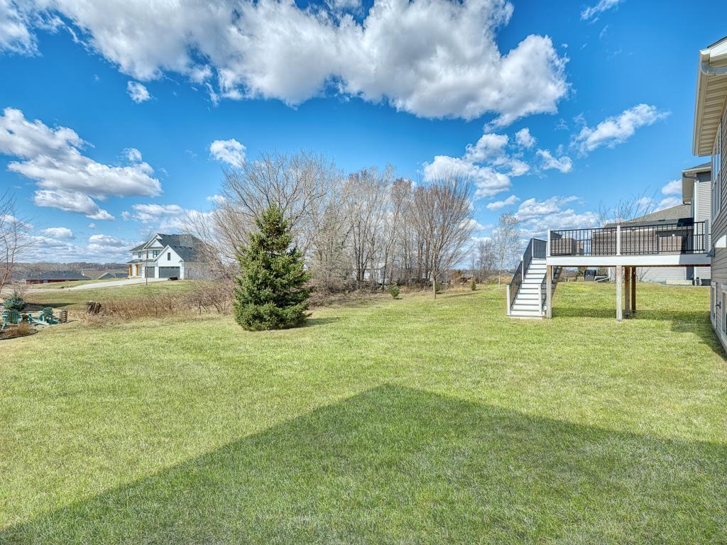 15434 Hampshire Lane, Savage, Minnesota image 38