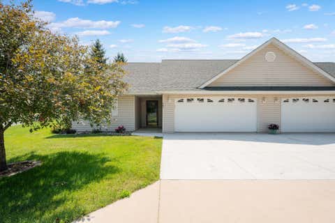 Townhouse For Sale - 703 Chestnut Street<br/> Dodge County, Mantorville, MN 55955