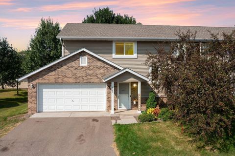Townhouse For Sale - 6389 207th Street<br/> Washington County, Forest Lake, MN 55025