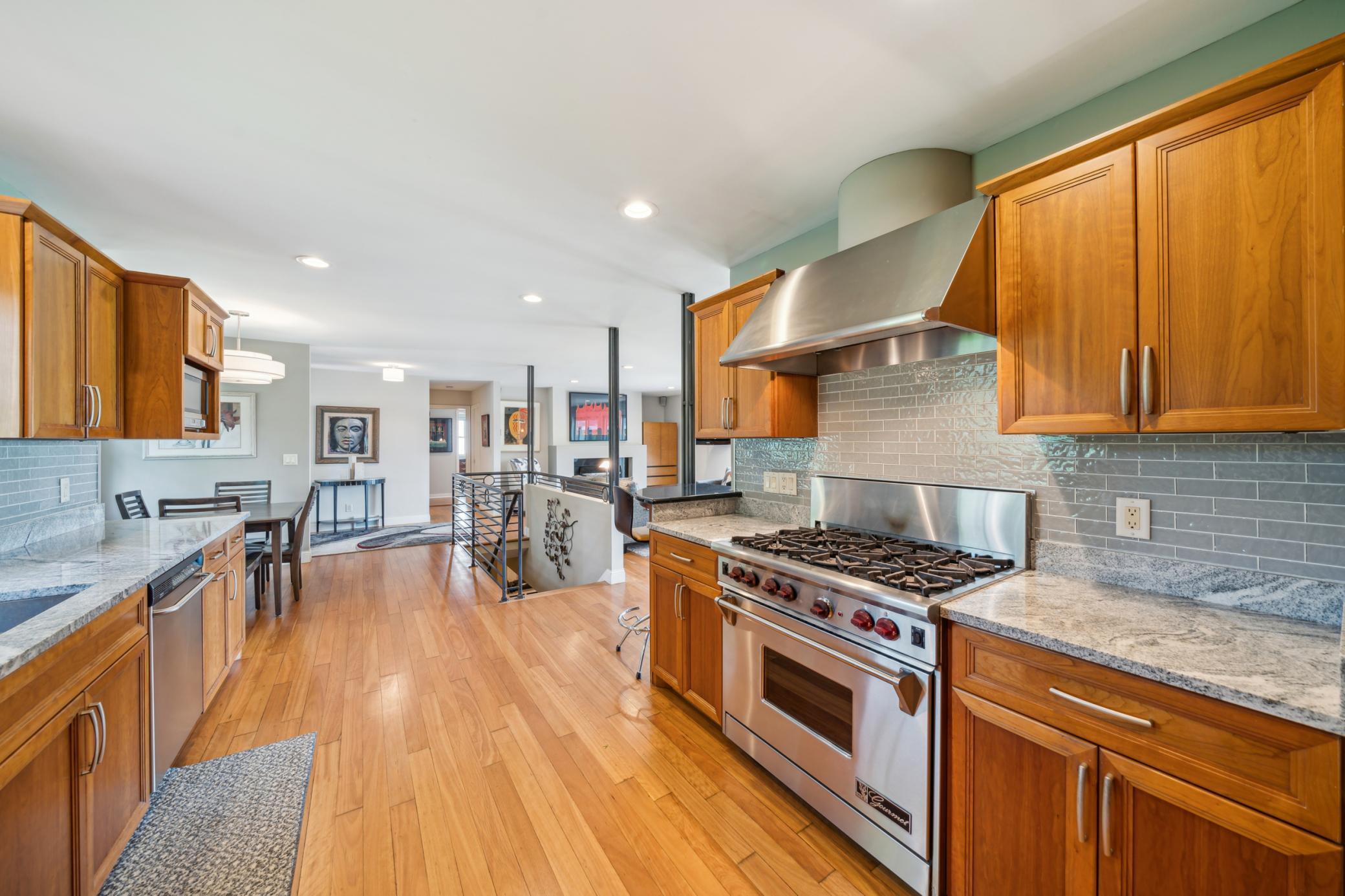 757 Mallalieu Drive, Hudson, Wisconsin image 12