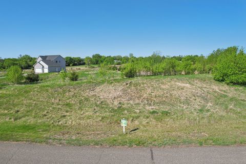 Vacant Land For Sale - LOT 1 BLOCK 1 Scenic Way<br/> Shafer, MN 55074