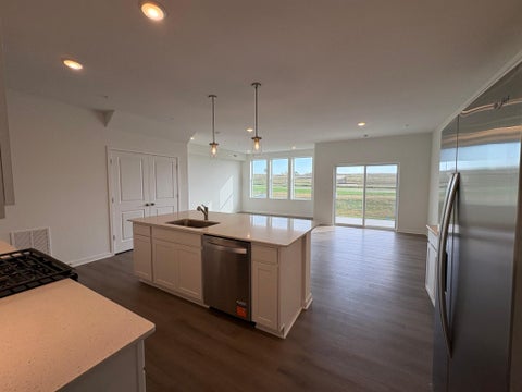 Townhouse For Sale - 6287 Ivywood Avenue<br/> Cottage Grove, MN 55016