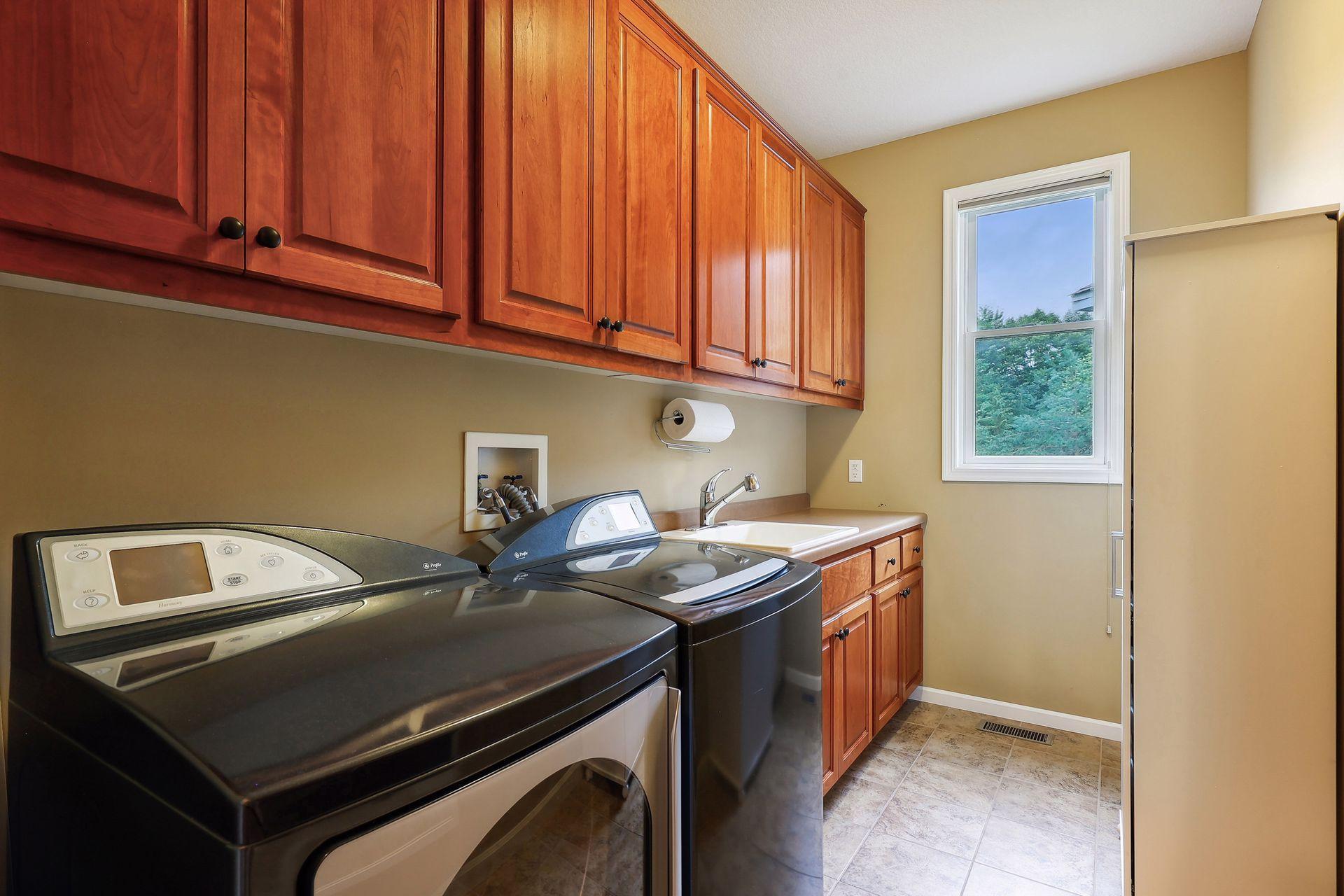 9015 Cold Stream Lane, Eden Prairie, Minnesota image 24