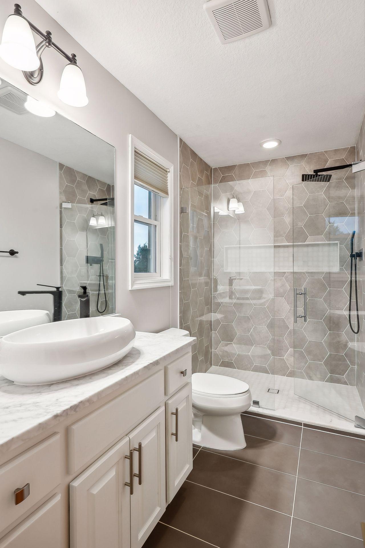 9015 Cold Stream Lane, Eden Prairie, Minnesota image 37