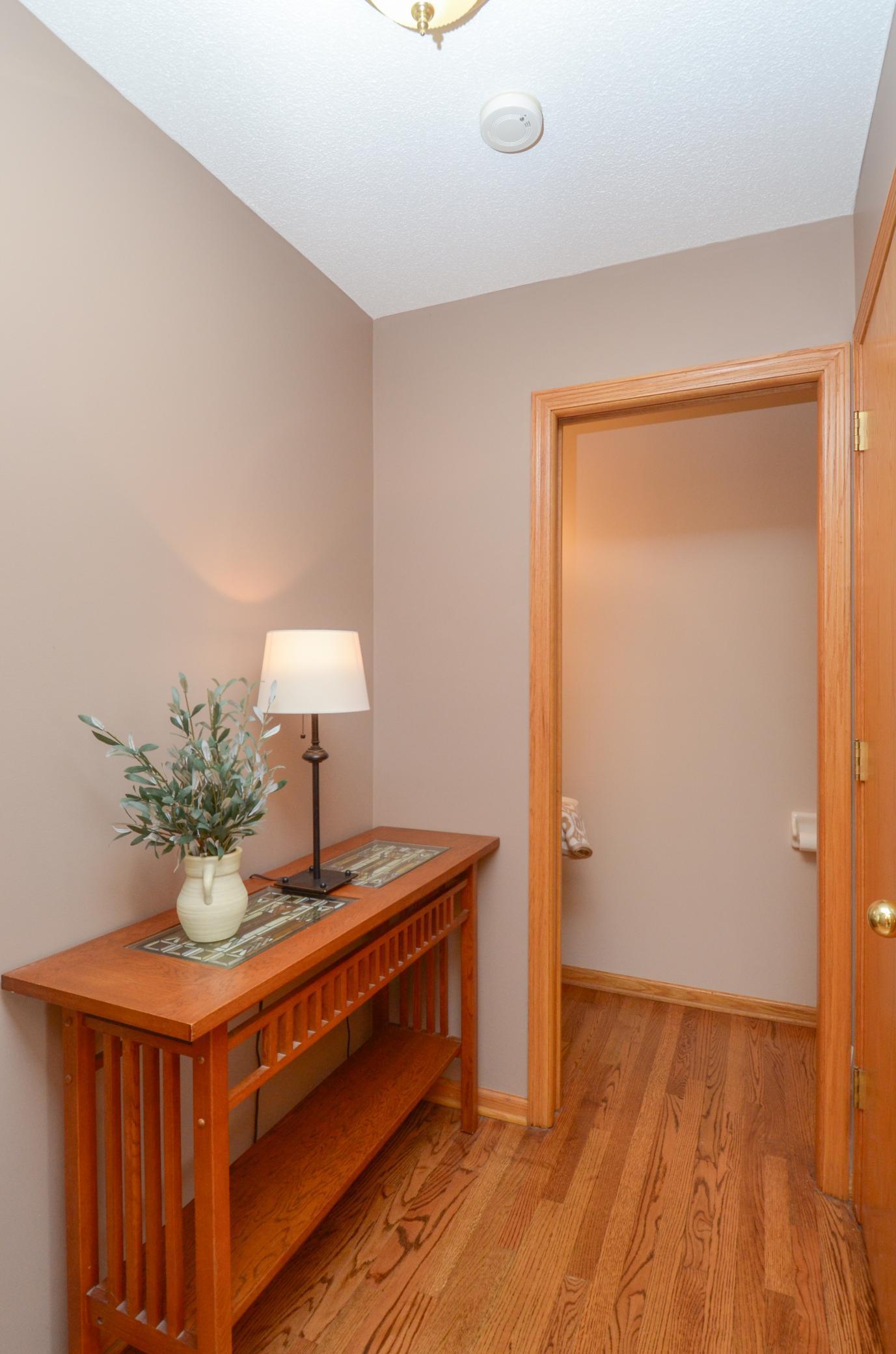 10013 Hidden Oaks Lane, Champlin, Minnesota image 10