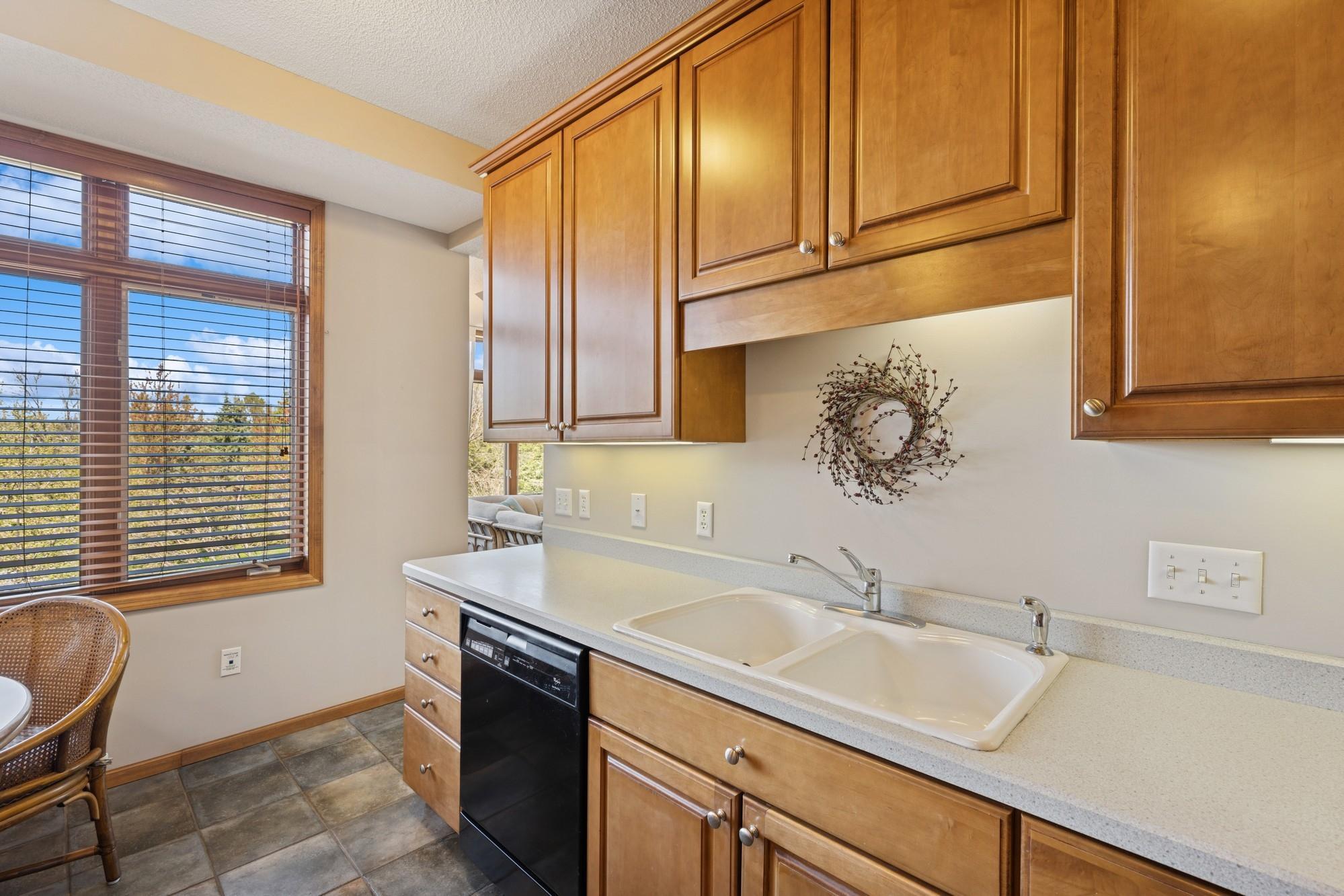 5555 Dewey Hill Road #302, Minneapolis, Minnesota image 22