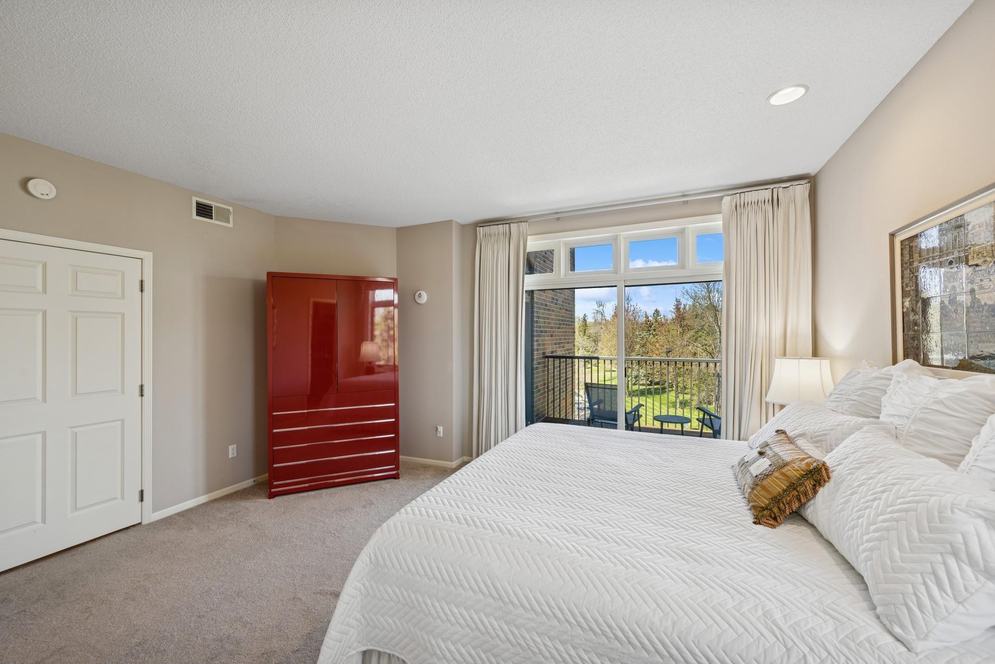 5555 Dewey Hill Road #302, Minneapolis, Minnesota image 24