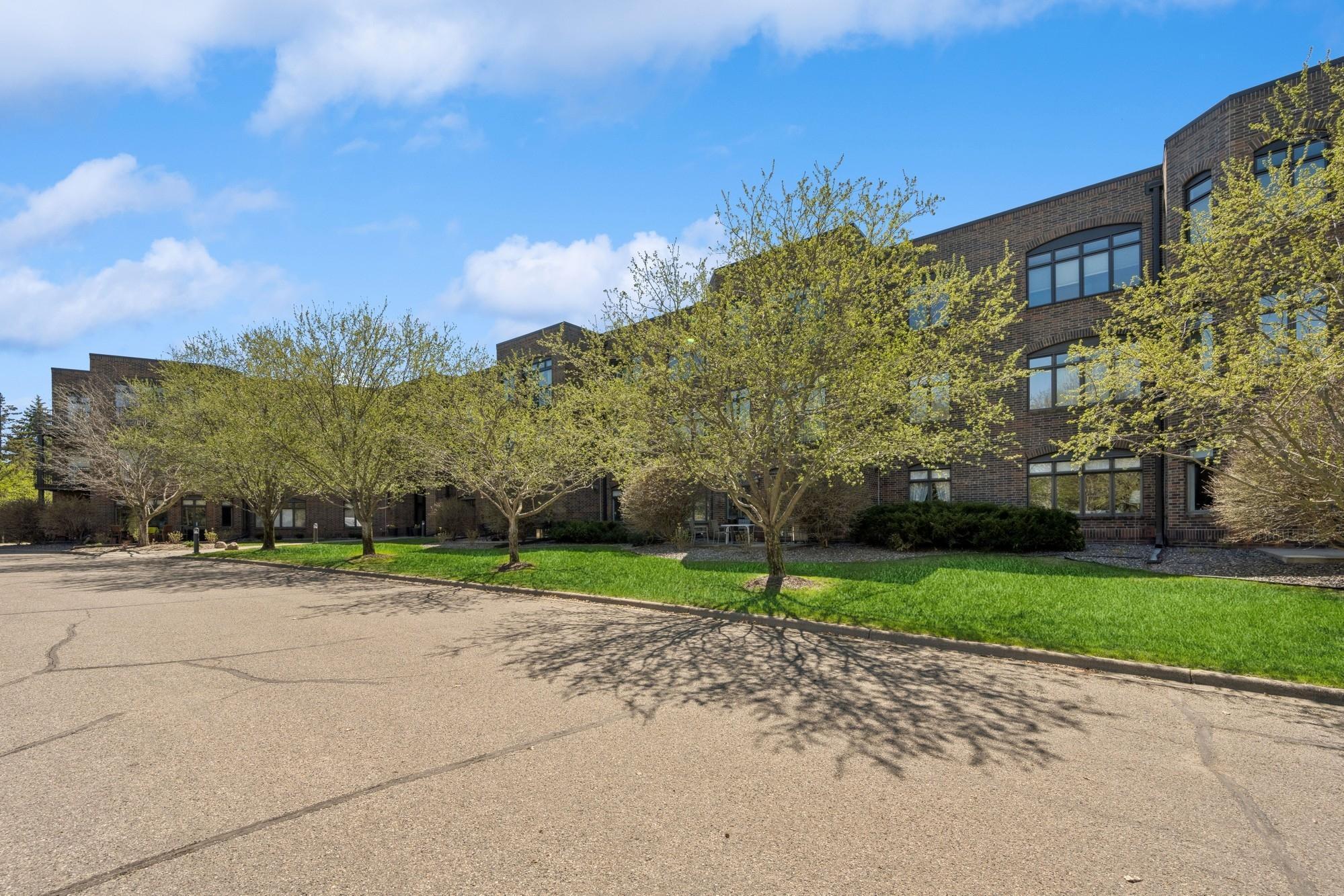 5555 Dewey Hill Road #302, Minneapolis, Minnesota image 44