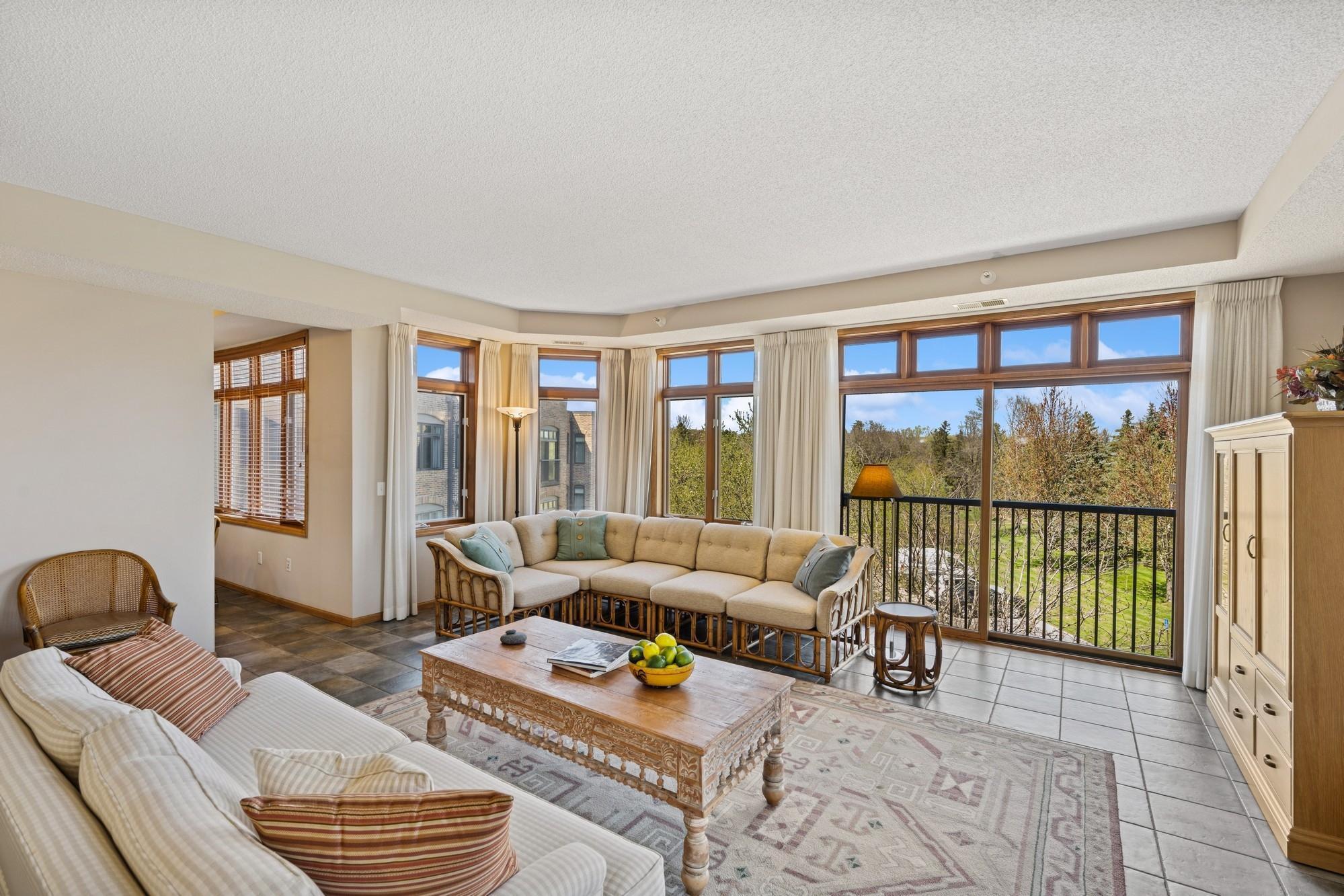 5555 Dewey Hill Road #302, Minneapolis, Minnesota image 5