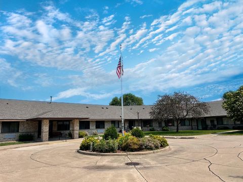 Condo For Sale - 401 S County Road 5<br/> Brown County, Springfield, MN 56087