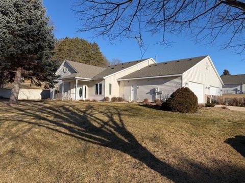 Townhouse For Sale - 301 Orchard Ridge Road<br/> Chatfield, MN 55923