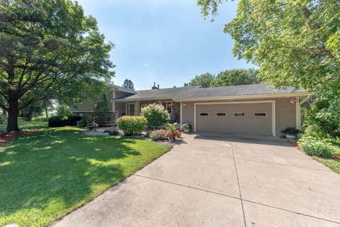 Homes For Sale - 20206 Monks Avenue<br/> Blue Earth County, Mankato, MN 56001