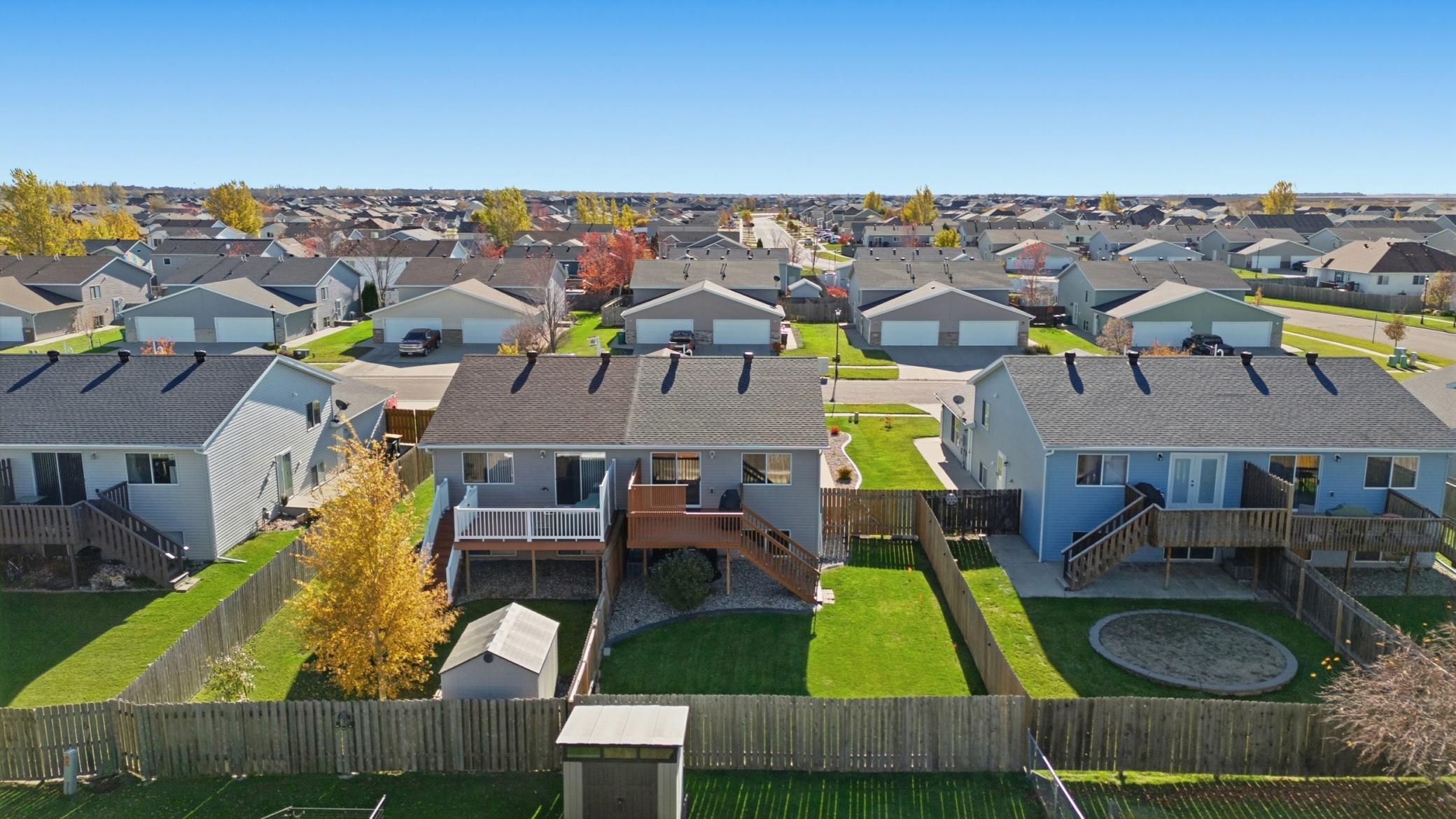 West Fargo, North Dakota 58078, United States, 3 Bedrooms Bedrooms, ,2 BathroomsBathrooms,Residential,Active,242813