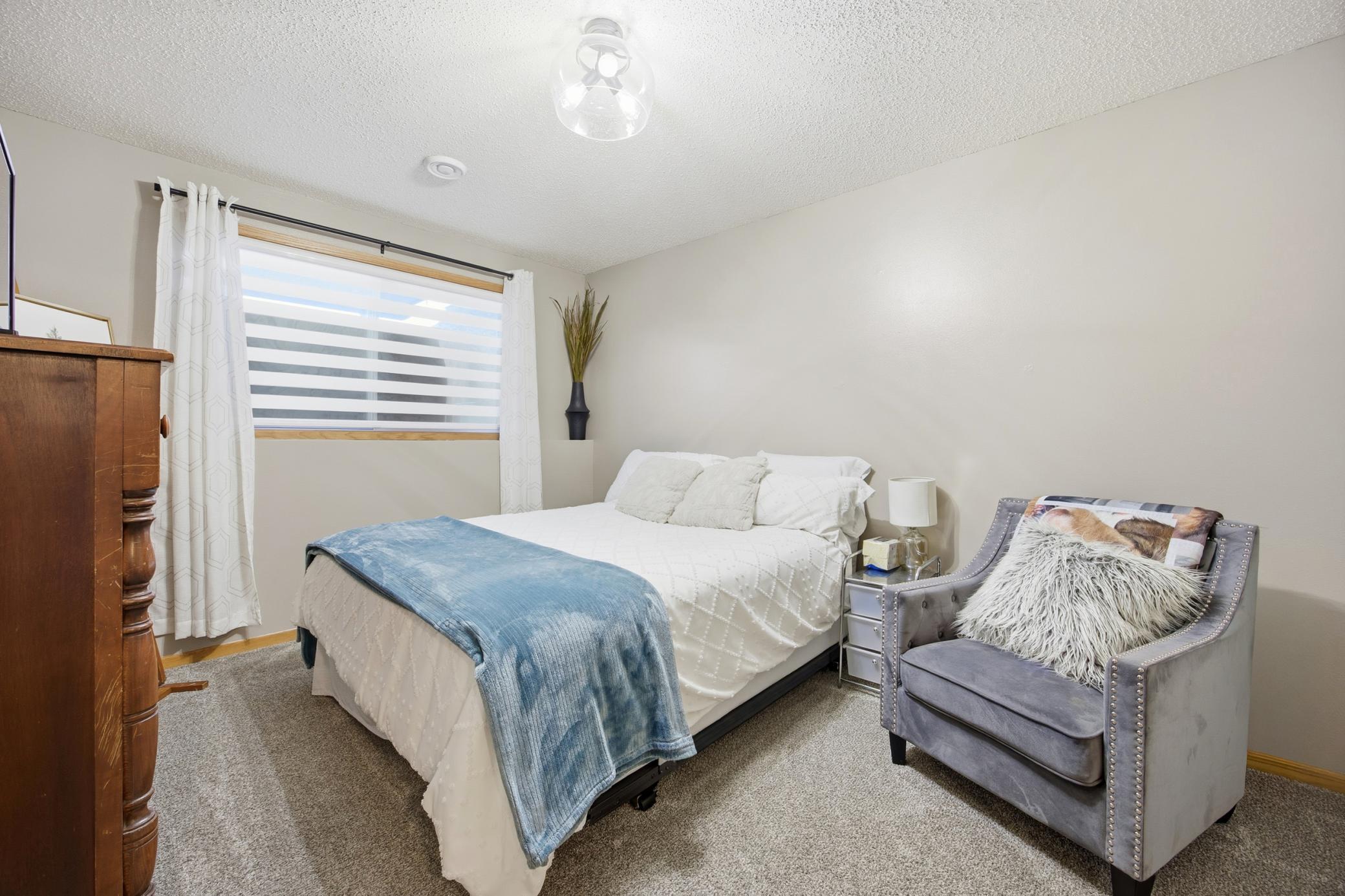 West Fargo, North Dakota 58078, United States, 3 Bedrooms Bedrooms, ,2 BathroomsBathrooms,Residential,Active,242813