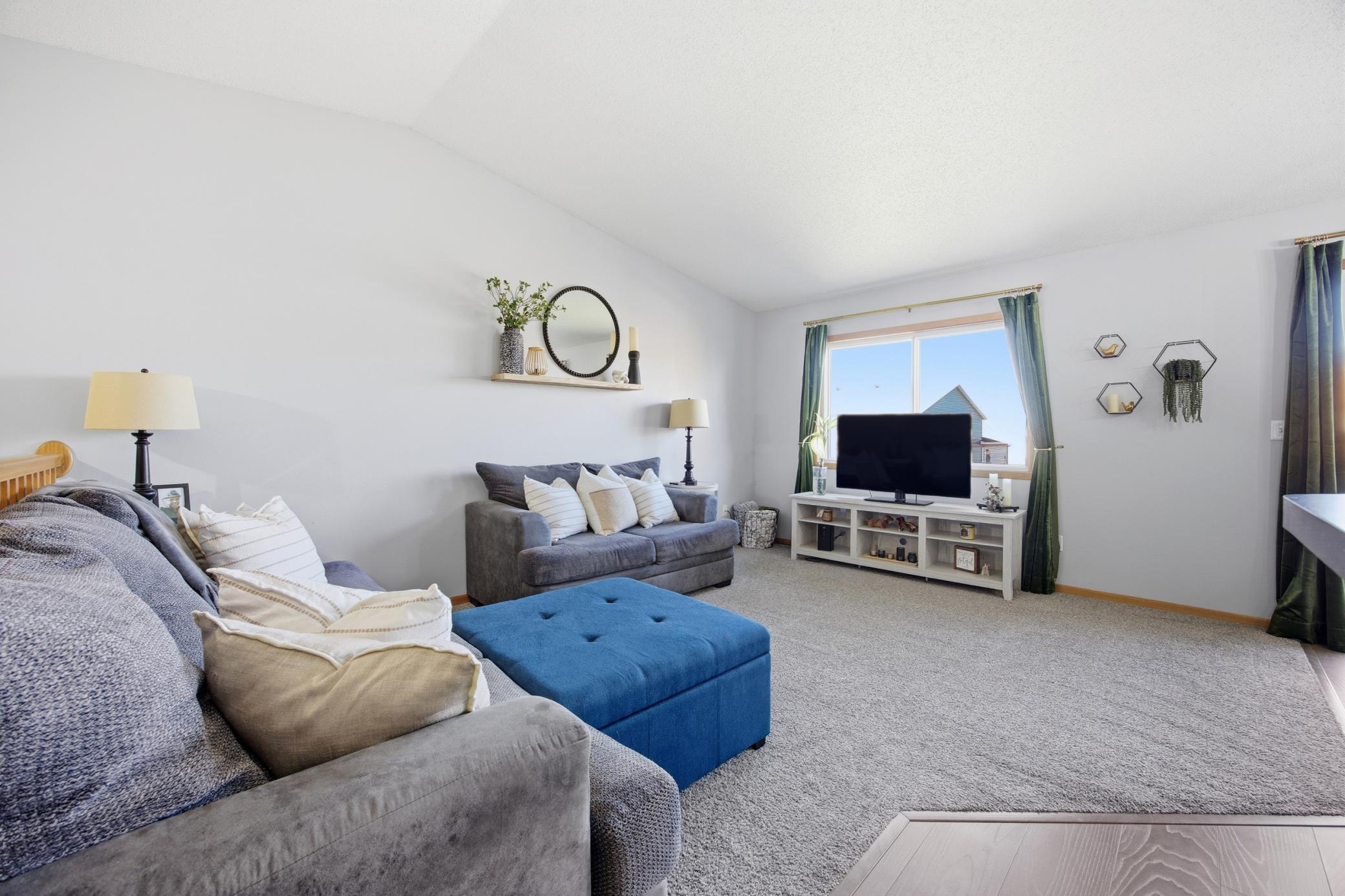 West Fargo, North Dakota 58078, United States, 3 Bedrooms Bedrooms, ,2 BathroomsBathrooms,Residential,Active,242813