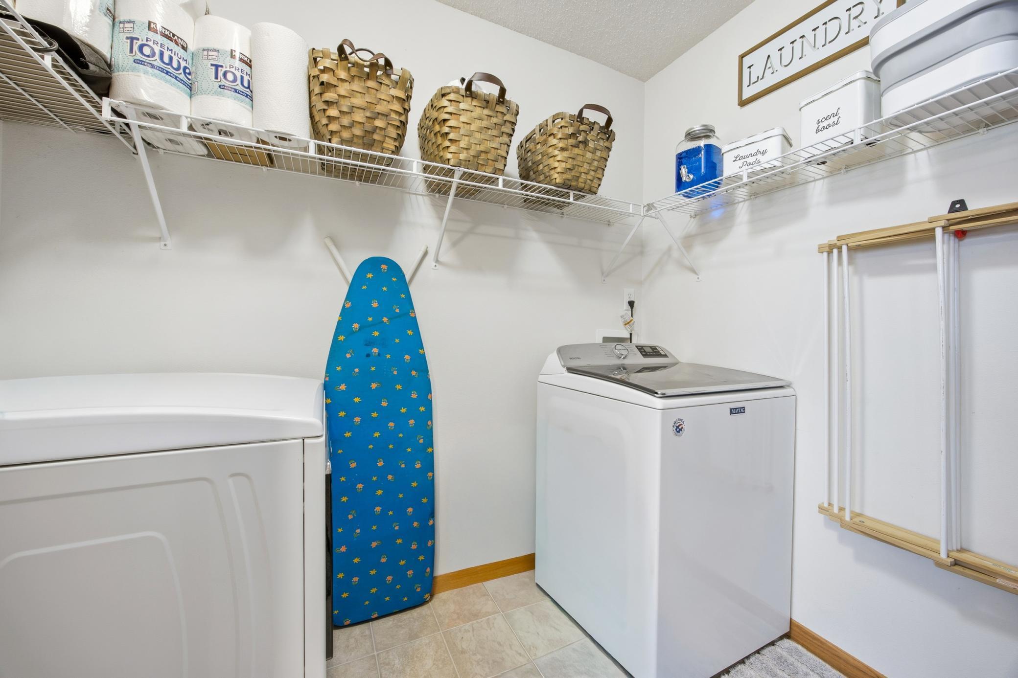 West Fargo, North Dakota 58078, United States, 3 Bedrooms Bedrooms, ,2 BathroomsBathrooms,Residential,Active,242813