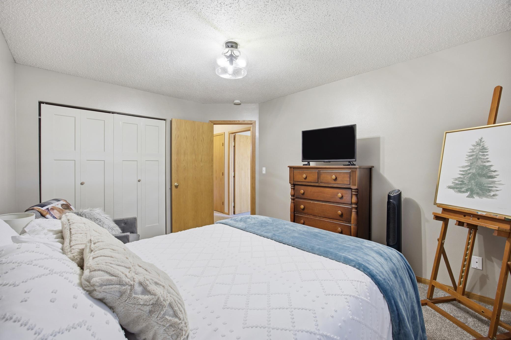 West Fargo, North Dakota 58078, United States, 3 Bedrooms Bedrooms, ,2 BathroomsBathrooms,Residential,Active,242813