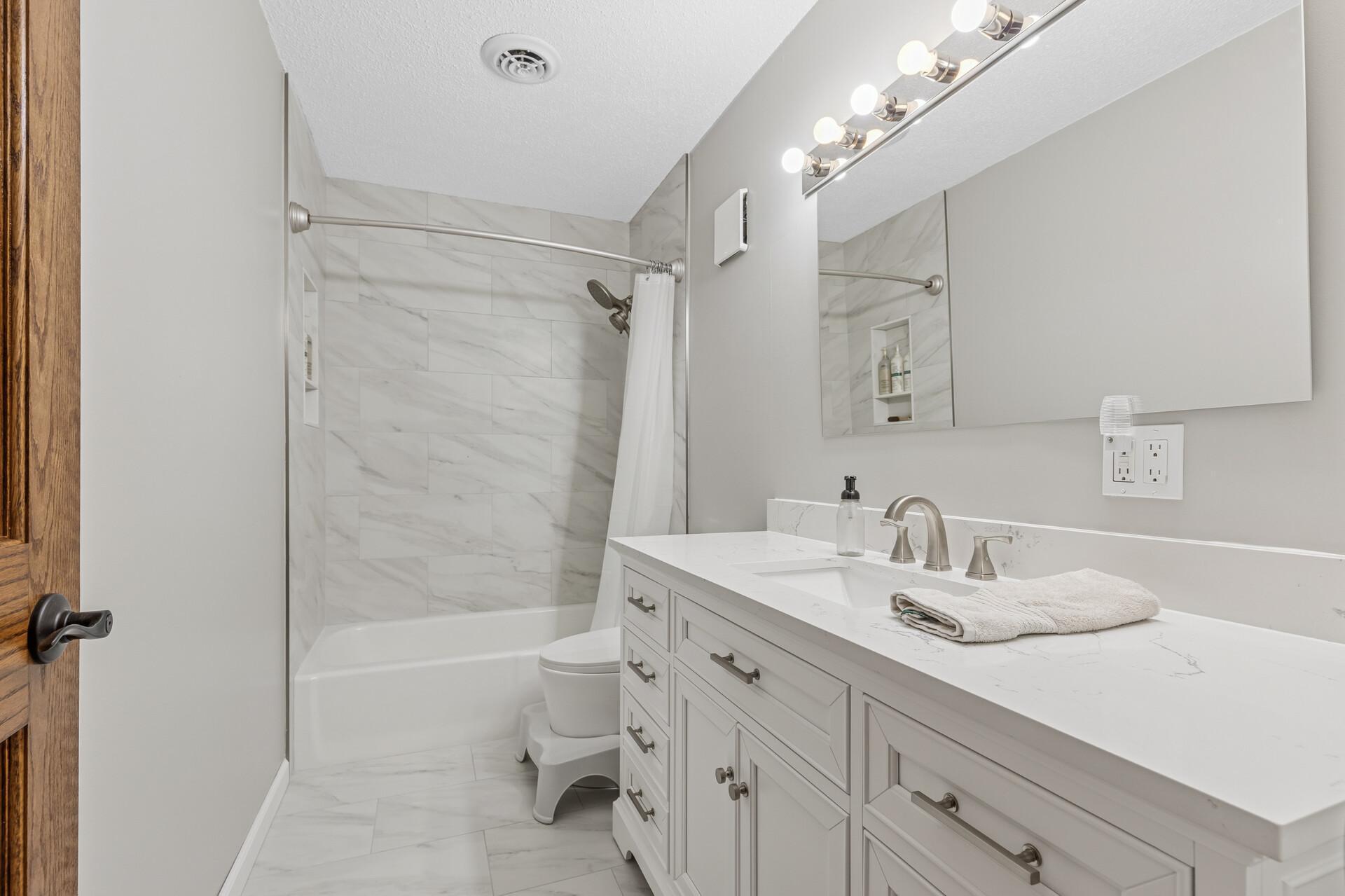 7303 Penny Hill Road, Eden Prairie, Minnesota image 29
